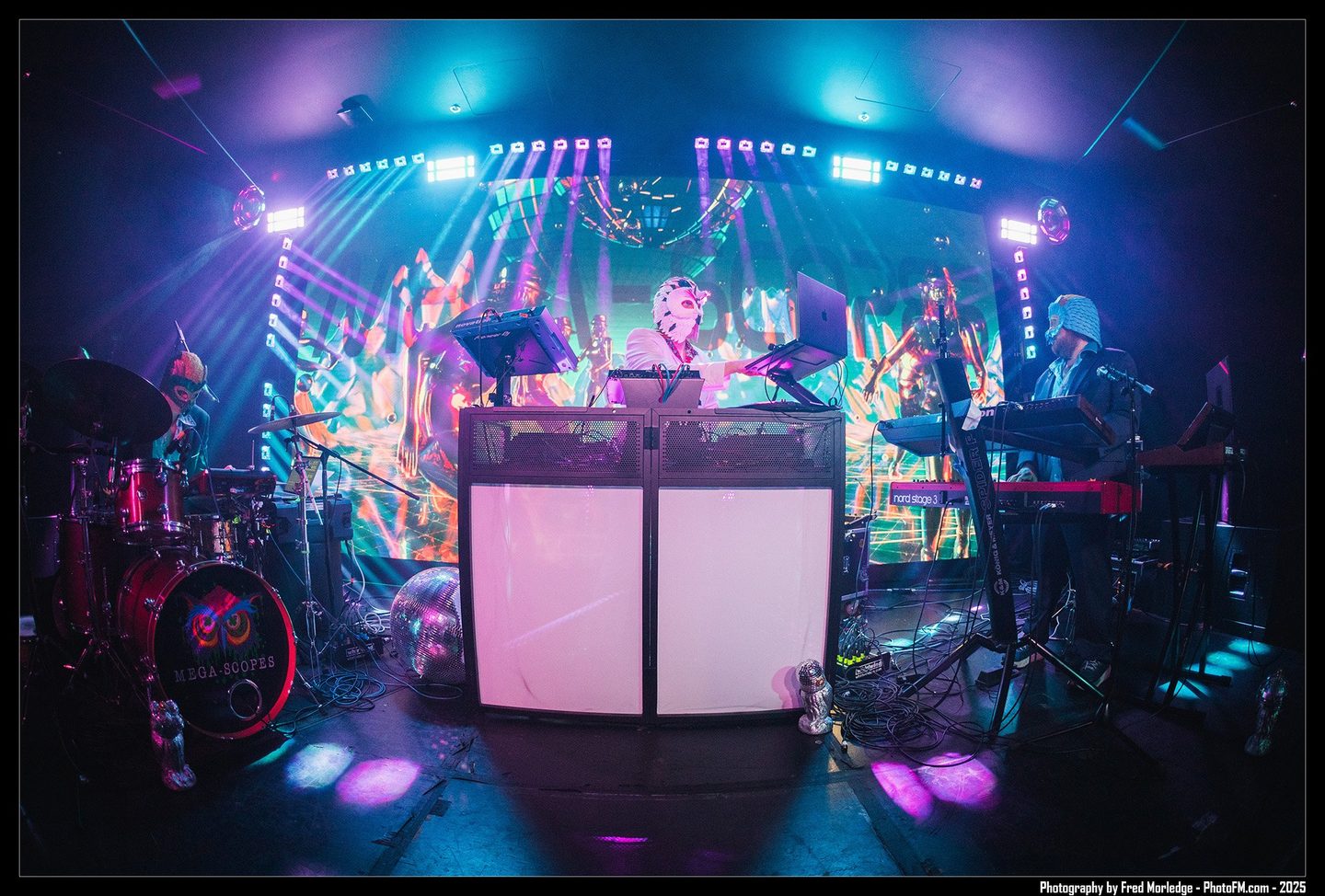 Full stage
