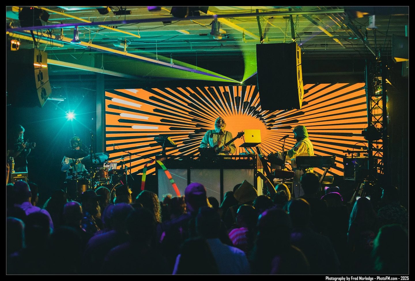 MEGA-SCOPES press photo: Live, Swan Dive, Las Vegas